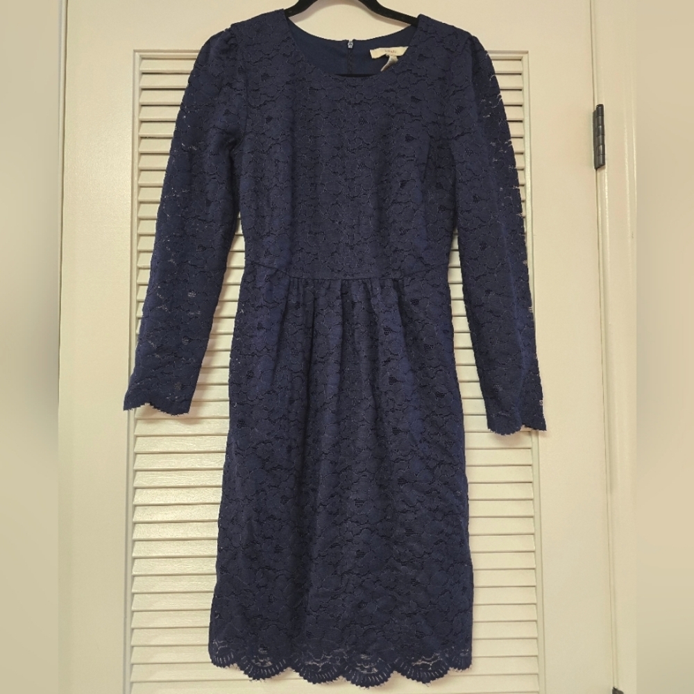 Lark & Ro - (NWOT) Navy Lace Long-Sleeve Dress With Lining & Back Zipper